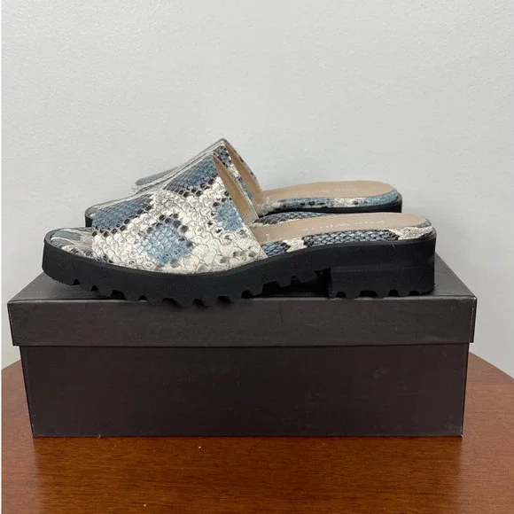 Ron White Carley Pitone Sandals in Jeans Size 9